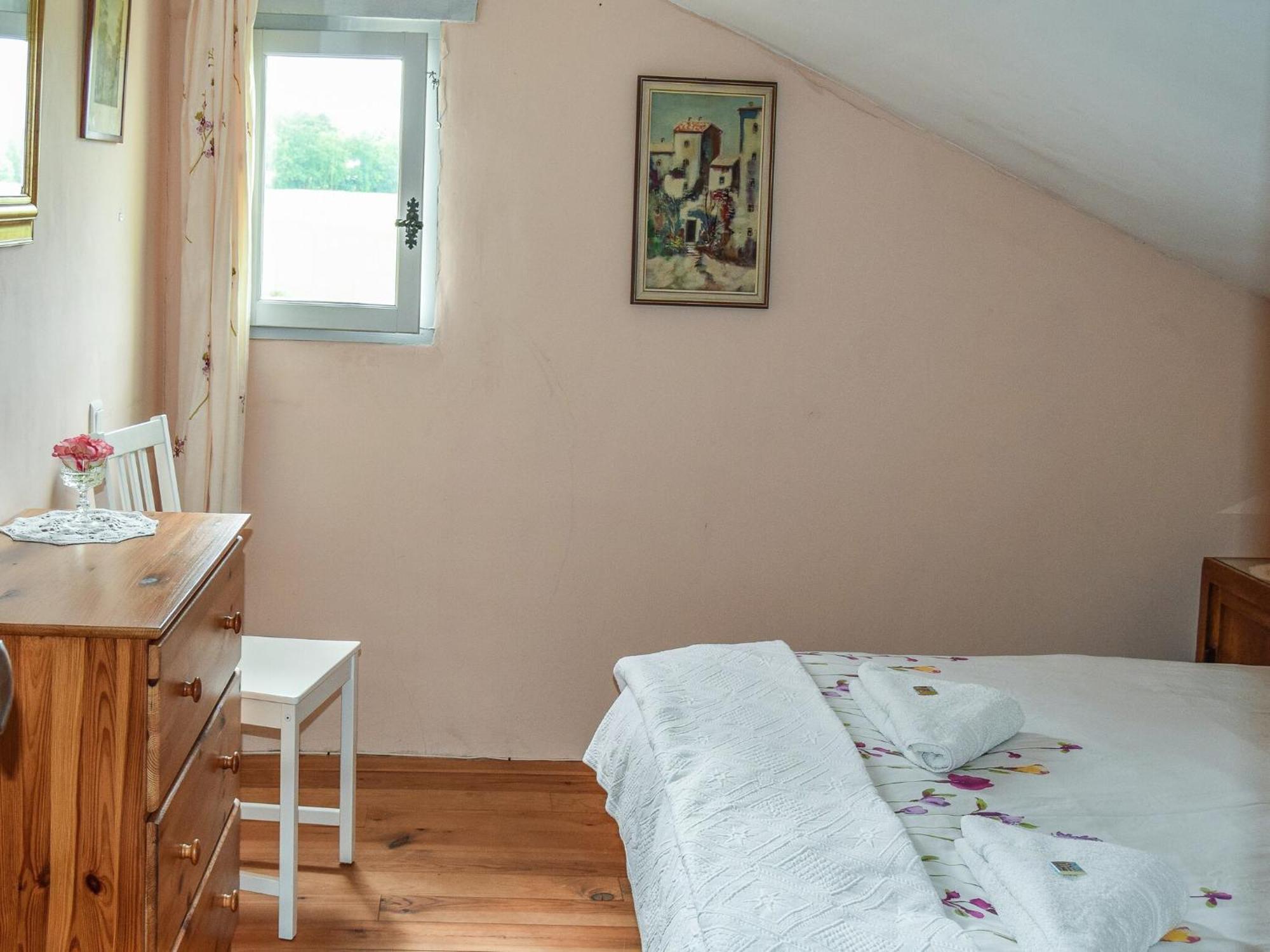 Snug Cottage In Saint Eutrope De Born With Pool エクステリア 写真